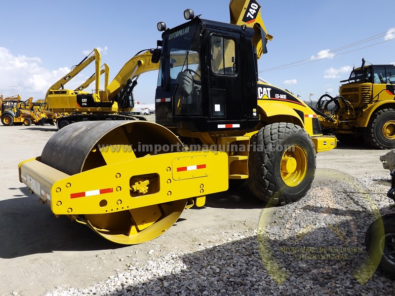 Click to enlarge image Vibrocompactador_Caterpillar_CS563E_rodillo_liso_84_16.jpg