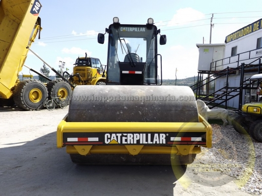 Vibrocompactadores CATERPILLAR CP-563E