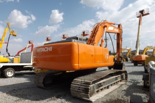 HITACHI ZX230LC