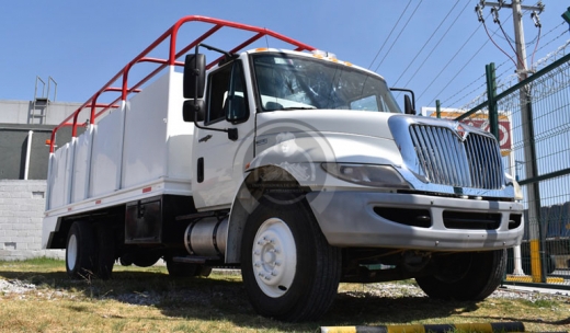 INTERNATIONAL 4300 INTERNATIONAL 4300